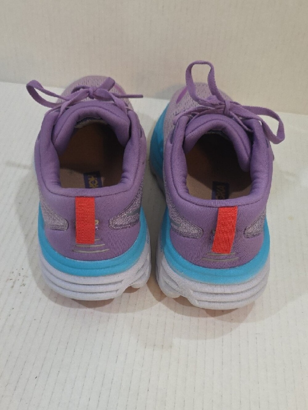 Hoka Bondi 8 Womens Lavender Shoes with Blue Midsole and Red Accents Size 7.5 - Picture 7 of 10